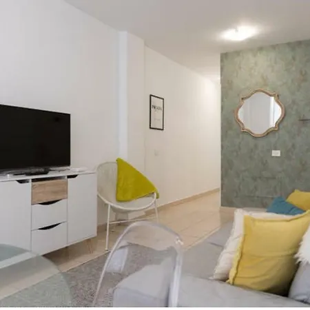 Stylish Apartment In Canteras Beach Las Palmas de Gran Canaria Exterior photo